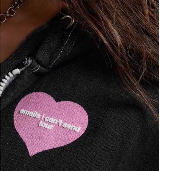 Sabrina Carpenter Emails I Can’t Send Zip Up Hoodie - Picture 2 of 4